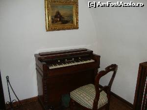 [P11] Salonul Biedermeier - armoniu realizat la Stuttgart, în secolul al XIX-lea.  » foto by Floryn81
 - 
<span class="allrVoted glyphicon glyphicon-heart hidden" id="av536469"></span>
<a class="m-l-10 hidden" id="sv536469" onclick="voting_Foto_DelVot(,536469,8046)" role="button">șterge vot <span class="glyphicon glyphicon-remove"></span></a>
<a id="v9536469" class=" c-red"  onclick="voting_Foto_SetVot(536469)" role="button"><span class="glyphicon glyphicon-heart-empty"></span> <b>LIKE</b> = Votează poza</a> <img class="hidden"  id="f536469W9" src="/imagini/loader.gif" border="0" /><span class="AjErrMes hidden" id="e536469ErM"></span>