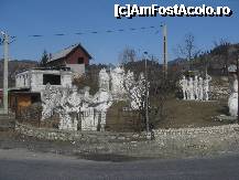 [P03] Alaturi de un ansamblu folcloric sculptat in ghips » foto by dorgo
 - 
<span class="allrVoted glyphicon glyphicon-heart hidden" id="av172719"></span>
<a class="m-l-10 hidden" id="sv172719" onclick="voting_Foto_DelVot(,172719,8046)" role="button">șterge vot <span class="glyphicon glyphicon-remove"></span></a>
<a id="v9172719" class=" c-red"  onclick="voting_Foto_SetVot(172719)" role="button"><span class="glyphicon glyphicon-heart-empty"></span> <b>LIKE</b> = Votează poza</a> <img class="hidden"  id="f172719W9" src="/imagini/loader.gif" border="0" /><span class="AjErrMes hidden" id="e172719ErM"></span>