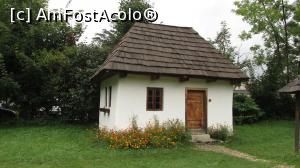 [P16] Casuta de poveste, la Muzeului satului branean » foto by simplegirl
 - 
<span class="allrVoted glyphicon glyphicon-heart hidden" id="av905167"></span>
<a class="m-l-10 hidden" id="sv905167" onclick="voting_Foto_DelVot(,905167,8046)" role="button">șterge vot <span class="glyphicon glyphicon-remove"></span></a>
<a id="v9905167" class=" c-red"  onclick="voting_Foto_SetVot(905167)" role="button"><span class="glyphicon glyphicon-heart-empty"></span> <b>LIKE</b> = Votează poza</a> <img class="hidden"  id="f905167W9" src="/imagini/loader.gif" border="0" /><span class="AjErrMes hidden" id="e905167ErM"></span>