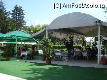 [P03] Baneasa - Restaurantul Casa Alba- o parte a terasei » foto by Diaura*
 - 
<span class="allrVoted glyphicon glyphicon-heart hidden" id="av92371"></span>
<a class="m-l-10 hidden" id="sv92371" onclick="voting_Foto_DelVot(,92371,8050)" role="button">șterge vot <span class="glyphicon glyphicon-remove"></span></a>
<a id="v992371" class=" c-red"  onclick="voting_Foto_SetVot(92371)" role="button"><span class="glyphicon glyphicon-heart-empty"></span> <b>LIKE</b> = Votează poza</a> <img class="hidden"  id="f92371W9" src="/imagini/loader.gif" border="0" /><span class="AjErrMes hidden" id="e92371ErM"></span>