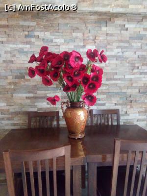 [P01] Restaurant Vlamar, B-dul Biruinței, în rond » foto by danaeldreny*
 - 
<span class="allrVoted glyphicon glyphicon-heart hidden" id="av869354"></span>
<a class="m-l-10 hidden" id="sv869354" onclick="voting_Foto_DelVot(,869354,8050)" role="button">șterge vot <span class="glyphicon glyphicon-remove"></span></a>
<a id="v9869354" class=" c-red"  onclick="voting_Foto_SetVot(869354)" role="button"><span class="glyphicon glyphicon-heart-empty"></span> <b>LIKE</b> = Votează poza</a> <img class="hidden"  id="f869354W9" src="/imagini/loader.gif" border="0" /><span class="AjErrMes hidden" id="e869354ErM"></span>