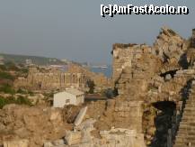 [P12] Ultima parte inalta a amfiteatrului si continuarea orasului roman pana la mare. » foto by amota
 - 
<span class="allrVoted glyphicon glyphicon-heart hidden" id="av165546"></span>
<a class="m-l-10 hidden" id="sv165546" onclick="voting_Foto_DelVot(,165546,8053)" role="button">șterge vot <span class="glyphicon glyphicon-remove"></span></a>
<a id="v9165546" class=" c-red"  onclick="voting_Foto_SetVot(165546)" role="button"><span class="glyphicon glyphicon-heart-empty"></span> <b>LIKE</b> = Votează poza</a> <img class="hidden"  id="f165546W9" src="/imagini/loader.gif" border="0" /><span class="AjErrMes hidden" id="e165546ErM"></span>