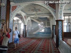 [P12] imagine din moschee » foto by dandulea
 - 
<span class="allrVoted glyphicon glyphicon-heart hidden" id="av371153"></span>
<a class="m-l-10 hidden" id="sv371153" onclick="voting_Foto_DelVot(,371153,8053)" role="button">șterge vot <span class="glyphicon glyphicon-remove"></span></a>
<a id="v9371153" class=" c-red"  onclick="voting_Foto_SetVot(371153)" role="button"><span class="glyphicon glyphicon-heart-empty"></span> <b>LIKE</b> = Votează poza</a> <img class="hidden"  id="f371153W9" src="/imagini/loader.gif" border="0" /><span class="AjErrMes hidden" id="e371153ErM"></span>