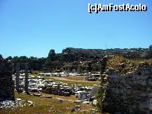 [P06] Side, ruine la intrarea in orasul vechi, Amfiteatrul in fundal » foto by magdalena
 - 
<span class="allrVoted glyphicon glyphicon-heart hidden" id="av271550"></span>
<a class="m-l-10 hidden" id="sv271550" onclick="voting_Foto_DelVot(,271550,8053)" role="button">șterge vot <span class="glyphicon glyphicon-remove"></span></a>
<a id="v9271550" class=" c-red"  onclick="voting_Foto_SetVot(271550)" role="button"><span class="glyphicon glyphicon-heart-empty"></span> <b>LIKE</b> = Votează poza</a> <img class="hidden"  id="f271550W9" src="/imagini/loader.gif" border="0" /><span class="AjErrMes hidden" id="e271550ErM"></span>