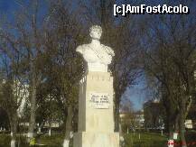 [P10] Faleza Calarasilor - Parcul Central - bustul lui Traian » foto by valimi
 - 
<span class="allrVoted glyphicon glyphicon-heart hidden" id="av162272"></span>
<a class="m-l-10 hidden" id="sv162272" onclick="voting_Foto_DelVot(,162272,8054)" role="button">șterge vot <span class="glyphicon glyphicon-remove"></span></a>
<a id="v9162272" class=" c-red"  onclick="voting_Foto_SetVot(162272)" role="button"><span class="glyphicon glyphicon-heart-empty"></span> <b>LIKE</b> = Votează poza</a> <img class="hidden"  id="f162272W9" src="/imagini/loader.gif" border="0" /><span class="AjErrMes hidden" id="e162272ErM"></span>
