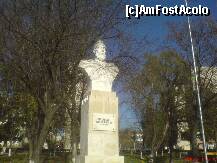 [P09] Faleza Calarasilor - Parcul Central - bustul lui Decebal » foto by valimi
 - 
<span class="allrVoted glyphicon glyphicon-heart hidden" id="av162270"></span>
<a class="m-l-10 hidden" id="sv162270" onclick="voting_Foto_DelVot(,162270,8054)" role="button">șterge vot <span class="glyphicon glyphicon-remove"></span></a>
<a id="v9162270" class=" c-red"  onclick="voting_Foto_SetVot(162270)" role="button"><span class="glyphicon glyphicon-heart-empty"></span> <b>LIKE</b> = Votează poza</a> <img class="hidden"  id="f162270W9" src="/imagini/loader.gif" border="0" /><span class="AjErrMes hidden" id="e162270ErM"></span>