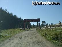 [P04] Poarta hergheliei, cam subreda, dar va fi inlocuita in curand » foto by valimi
 - 
<span class="allrVoted glyphicon glyphicon-heart hidden" id="av141942"></span>
<a class="m-l-10 hidden" id="sv141942" onclick="voting_Foto_DelVot(,141942,8056)" role="button">șterge vot <span class="glyphicon glyphicon-remove"></span></a>
<a id="v9141942" class=" c-red"  onclick="voting_Foto_SetVot(141942)" role="button"><span class="glyphicon glyphicon-heart-empty"></span> <b>LIKE</b> = Votează poza</a> <img class="hidden"  id="f141942W9" src="/imagini/loader.gif" border="0" /><span class="AjErrMes hidden" id="e141942ErM"></span>