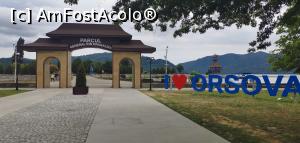 [P56] Parcul Ion Dragalina din Orșova. » foto by Aurici
 - 
<span class="allrVoted glyphicon glyphicon-heart hidden" id="av1177483"></span>
<a class="m-l-10 hidden" id="sv1177483" onclick="voting_Foto_DelVot(,1177483,8064)" role="button">șterge vot <span class="glyphicon glyphicon-remove"></span></a>
<a id="v91177483" class=" c-red"  onclick="voting_Foto_SetVot(1177483)" role="button"><span class="glyphicon glyphicon-heart-empty"></span> <b>LIKE</b> = Votează poza</a> <img class="hidden"  id="f1177483W9" src="/imagini/loader.gif" border="0" /><span class="AjErrMes hidden" id="e1177483ErM"></span>