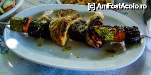 [P10] Legume pe tepusca, Taverna Klimataria Agios Nikitas » foto by Muffin2009*
 - 
<span class="allrVoted glyphicon glyphicon-heart hidden" id="av441232"></span>
<a class="m-l-10 hidden" id="sv441232" onclick="voting_Foto_DelVot(,441232,8082)" role="button">șterge vot <span class="glyphicon glyphicon-remove"></span></a>
<a id="v9441232" class=" c-red"  onclick="voting_Foto_SetVot(441232)" role="button"><span class="glyphicon glyphicon-heart-empty"></span> <b>LIKE</b> = Votează poza</a> <img class="hidden"  id="f441232W9" src="/imagini/loader.gif" border="0" /><span class="AjErrMes hidden" id="e441232ErM"></span>