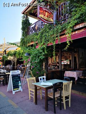 [P12] Aleea cu taverne din Sivota » foto by crismis
 - 
<span class="allrVoted glyphicon glyphicon-heart hidden" id="av1260194"></span>
<a class="m-l-10 hidden" id="sv1260194" onclick="voting_Foto_DelVot(,1260194,8082)" role="button">șterge vot <span class="glyphicon glyphicon-remove"></span></a>
<a id="v91260194" class=" c-red"  onclick="voting_Foto_SetVot(1260194)" role="button"><span class="glyphicon glyphicon-heart-empty"></span> <b>LIKE</b> = Votează poza</a> <img class="hidden"  id="f1260194W9" src="/imagini/loader.gif" border="0" /><span class="AjErrMes hidden" id="e1260194ErM"></span>