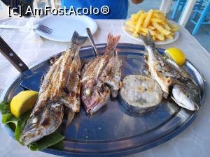 [P17] Taverna Stavros, Sivota; fel principal » foto by crismis
 - 
<span class="allrVoted glyphicon glyphicon-heart hidden" id="av1260199"></span>
<a class="m-l-10 hidden" id="sv1260199" onclick="voting_Foto_DelVot(,1260199,8082)" role="button">șterge vot <span class="glyphicon glyphicon-remove"></span></a>
<a id="v91260199" class=" c-red"  onclick="voting_Foto_SetVot(1260199)" role="button"><span class="glyphicon glyphicon-heart-empty"></span> <b>LIKE</b> = Votează poza</a> <img class="hidden"  id="f1260199W9" src="/imagini/loader.gif" border="0" /><span class="AjErrMes hidden" id="e1260199ErM"></span>