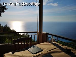 [P29] Taverna Panorama, Kalamitsi; aproape apus de soare » foto by crismis
 - 
<span class="allrVoted glyphicon glyphicon-heart hidden" id="av1260211"></span>
<a class="m-l-10 hidden" id="sv1260211" onclick="voting_Foto_DelVot(,1260211,8082)" role="button">șterge vot <span class="glyphicon glyphicon-remove"></span></a>
<a id="v91260211" class=" c-red"  onclick="voting_Foto_SetVot(1260211)" role="button"><span class="glyphicon glyphicon-heart-empty"></span> <b>LIKE</b> = Votează poza</a> <img class="hidden"  id="f1260211W9" src="/imagini/loader.gif" border="0" /><span class="AjErrMes hidden" id="e1260211ErM"></span>