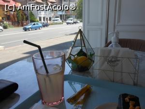 [P16] Pitești - Ciocolaterie-Cofetărie MAYORE. Prăjitura Cafetina și limonada cu miere. » foto by iulianic
 - 
<span class="allrVoted glyphicon glyphicon-heart hidden" id="av1376542"></span>
<a class="m-l-10 hidden" id="sv1376542" onclick="voting_Foto_DelVot(,1376542,8103)" role="button">șterge vot <span class="glyphicon glyphicon-remove"></span></a>
<a id="v91376542" class=" c-red"  onclick="voting_Foto_SetVot(1376542)" role="button"><span class="glyphicon glyphicon-heart-empty"></span> <b>LIKE</b> = Votează poza</a> <img class="hidden"  id="f1376542W9" src="/imagini/loader.gif" border="0" /><span class="AjErrMes hidden" id="e1376542ErM"></span>
