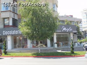 [P03] Pitești - Ciocolaterie-Cofetărie MAYORE. Vedere din Strada C. A. Rosetti. » foto by iulianic
 - 
<span class="allrVoted glyphicon glyphicon-heart hidden" id="av1376529"></span>
<a class="m-l-10 hidden" id="sv1376529" onclick="voting_Foto_DelVot(,1376529,8103)" role="button">șterge vot <span class="glyphicon glyphicon-remove"></span></a>
<a id="v91376529" class=" c-red"  onclick="voting_Foto_SetVot(1376529)" role="button"><span class="glyphicon glyphicon-heart-empty"></span> <b>LIKE</b> = Votează poza</a> <img class="hidden"  id="f1376529W9" src="/imagini/loader.gif" border="0" /><span class="AjErrMes hidden" id="e1376529ErM"></span>