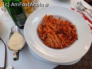 [P07] Pitești, Restaurant Trattoria, Tagliatelle cu vinete, dovlecei în sos de roșii » foto by mprofeanu
 - 
<span class="allrVoted glyphicon glyphicon-heart hidden" id="av1279508"></span>
<a class="m-l-10 hidden" id="sv1279508" onclick="voting_Foto_DelVot(,1279508,8103)" role="button">șterge vot <span class="glyphicon glyphicon-remove"></span></a>
<a id="v91279508" class=" c-red"  onclick="voting_Foto_SetVot(1279508)" role="button"><span class="glyphicon glyphicon-heart-empty"></span> <b>LIKE</b> = Votează poza</a> <img class="hidden"  id="f1279508W9" src="/imagini/loader.gif" border="0" /><span class="AjErrMes hidden" id="e1279508ErM"></span>