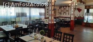 [P15] Pitești, Restaurantul Casa Argeșeană, Sala principală » foto by mprofeanu
 - 
<span class="allrVoted glyphicon glyphicon-heart hidden" id="av1389378"></span>
<a class="m-l-10 hidden" id="sv1389378" onclick="voting_Foto_DelVot(,1389378,8103)" role="button">șterge vot <span class="glyphicon glyphicon-remove"></span></a>
<a id="v91389378" class=" c-red"  onclick="voting_Foto_SetVot(1389378)" role="button"><span class="glyphicon glyphicon-heart-empty"></span> <b>LIKE</b> = Votează poza</a> <img class="hidden"  id="f1389378W9" src="/imagini/loader.gif" border="0" /><span class="AjErrMes hidden" id="e1389378ErM"></span>