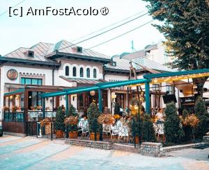 [P26] Pitești, Restaurantul Garden Pub » foto by mprofeanu <span class="label label-default labelC_thin small">NEVOTABILĂ</span>
