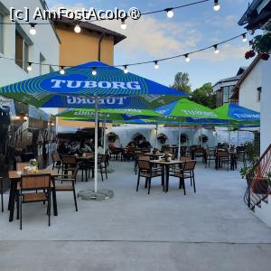[P04] Pitești, Restaurantul „La Tuciuri”, Vedere generală, Terasa cu „Umbrele TUBORG” » foto by mprofeanu
 - 
<span class="allrVoted glyphicon glyphicon-heart hidden" id="av1428873"></span>
<a class="m-l-10 hidden" id="sv1428873" onclick="voting_Foto_DelVot(,1428873,8103)" role="button">șterge vot <span class="glyphicon glyphicon-remove"></span></a>
<a id="v91428873" class=" c-red"  onclick="voting_Foto_SetVot(1428873)" role="button"><span class="glyphicon glyphicon-heart-empty"></span> <b>LIKE</b> = Votează poza</a> <img class="hidden"  id="f1428873W9" src="/imagini/loader.gif" border="0" /><span class="AjErrMes hidden" id="e1428873ErM"></span>