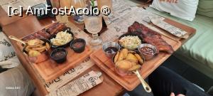 [P16] Pitești, Bistroul-Cafenea „Bibliotheque”, Coaste slow cooked cu cartofi rondele, pentru două persoane » foto by mprofeanu
 - 
<span class="allrVoted glyphicon glyphicon-heart hidden" id="av1502202"></span>
<a class="m-l-10 hidden" id="sv1502202" onclick="voting_Foto_DelVot(,1502202,8103)" role="button">șterge vot <span class="glyphicon glyphicon-remove"></span></a>
<a id="v91502202" class=" c-red"  onclick="voting_Foto_SetVot(1502202)" role="button"><span class="glyphicon glyphicon-heart-empty"></span> <b>LIKE</b> = Votează poza</a> <img class="hidden"  id="f1502202W9" src="/imagini/loader.gif" border="0" /><span class="AjErrMes hidden" id="e1502202ErM"></span>