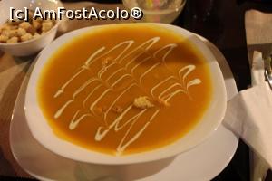 [P16] Piteşti, Garden Pub, Supă cremă de legume » foto by mprofeanu
 - 
<span class="allrVoted glyphicon glyphicon-heart hidden" id="av932447"></span>
<a class="m-l-10 hidden" id="sv932447" onclick="voting_Foto_DelVot(,932447,8103)" role="button">șterge vot <span class="glyphicon glyphicon-remove"></span></a>
<a id="v9932447" class=" c-red"  onclick="voting_Foto_SetVot(932447)" role="button"><span class="glyphicon glyphicon-heart-empty"></span> <b>LIKE</b> = Votează poza</a> <img class="hidden"  id="f932447W9" src="/imagini/loader.gif" border="0" /><span class="AjErrMes hidden" id="e932447ErM"></span>
