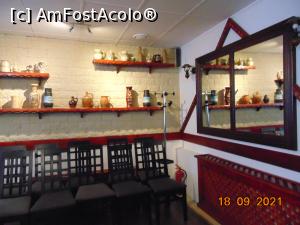 [P10] interior restaurant » foto by Yolanda
 - 
<span class="allrVoted glyphicon glyphicon-heart hidden" id="av1255862"></span>
<a class="m-l-10 hidden" id="sv1255862" onclick="voting_Foto_DelVot(,1255862,8103)" role="button">șterge vot <span class="glyphicon glyphicon-remove"></span></a>
<a id="v91255862" class=" c-red"  onclick="voting_Foto_SetVot(1255862)" role="button"><span class="glyphicon glyphicon-heart-empty"></span> <b>LIKE</b> = Votează poza</a> <img class="hidden"  id="f1255862W9" src="/imagini/loader.gif" border="0" /><span class="AjErrMes hidden" id="e1255862ErM"></span>