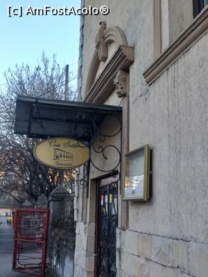 [P01] intrarea in restaurant » foto by Yolanda
 - 
<span class="allrVoted glyphicon glyphicon-heart hidden" id="av1281094"></span>
<a class="m-l-10 hidden" id="sv1281094" onclick="voting_Foto_DelVot(,1281094,8103)" role="button">șterge vot <span class="glyphicon glyphicon-remove"></span></a>
<a id="v91281094" class=" c-red"  onclick="voting_Foto_SetVot(1281094)" role="button"><span class="glyphicon glyphicon-heart-empty"></span> <b>LIKE</b> = Votează poza</a> <img class="hidden"  id="f1281094W9" src="/imagini/loader.gif" border="0" /><span class="AjErrMes hidden" id="e1281094ErM"></span>