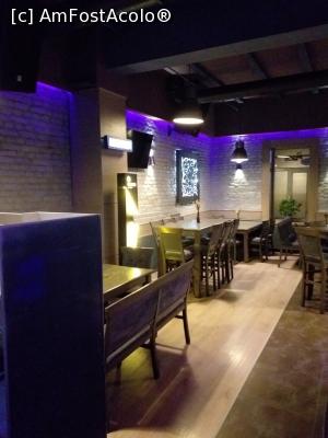 [P22] interior restaurant » foto by Yolanda
 - 
<span class="allrVoted glyphicon glyphicon-heart hidden" id="av1149520"></span>
<a class="m-l-10 hidden" id="sv1149520" onclick="voting_Foto_DelVot(,1149520,8103)" role="button">șterge vot <span class="glyphicon glyphicon-remove"></span></a>
<a id="v91149520" class=" c-red"  onclick="voting_Foto_SetVot(1149520)" role="button"><span class="glyphicon glyphicon-heart-empty"></span> <b>LIKE</b> = Votează poza</a> <img class="hidden"  id="f1149520W9" src="/imagini/loader.gif" border="0" /><span class="AjErrMes hidden" id="e1149520ErM"></span>
