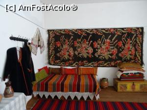 [P16] Interior de casă țărănească - Muzeul Județean Teleorman.  » foto by tata123 🔱
 - 
<span class="allrVoted glyphicon glyphicon-heart hidden" id="av1035150"></span>
<a class="m-l-10 hidden" id="sv1035150" onclick="voting_Foto_DelVot(,1035150,8118)" role="button">șterge vot <span class="glyphicon glyphicon-remove"></span></a>
<a id="v91035150" class=" c-red"  onclick="voting_Foto_SetVot(1035150)" role="button"><span class="glyphicon glyphicon-heart-empty"></span> <b>LIKE</b> = Votează poza</a> <img class="hidden"  id="f1035150W9" src="/imagini/loader.gif" border="0" /><span class="AjErrMes hidden" id="e1035150ErM"></span>
