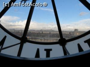[P03] Din muzeul Orsay, se zareste colina Montmartre in departare. Dar geamurile, le mai sterge cineva vreodata, oare?  » foto by dorgo
 - 
<span class="allrVoted glyphicon glyphicon-heart hidden" id="av826325"></span>
<a class="m-l-10 hidden" id="sv826325" onclick="voting_Foto_DelVot(,826325,8126)" role="button">șterge vot <span class="glyphicon glyphicon-remove"></span></a>
<a id="v9826325" class=" c-red"  onclick="voting_Foto_SetVot(826325)" role="button"><span class="glyphicon glyphicon-heart-empty"></span> <b>LIKE</b> = Votează poza</a> <img class="hidden"  id="f826325W9" src="/imagini/loader.gif" border="0" /><span class="AjErrMes hidden" id="e826325ErM"></span>