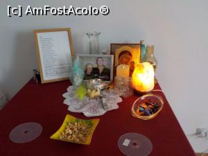 [P06] Un mic altar » foto by Zoazore
 - 
<span class="allrVoted glyphicon glyphicon-heart hidden" id="av1047392"></span>
<a class="m-l-10 hidden" id="sv1047392" onclick="voting_Foto_DelVot(,1047392,8128)" role="button">șterge vot <span class="glyphicon glyphicon-remove"></span></a>
<a id="v91047392" class=" c-red"  onclick="voting_Foto_SetVot(1047392)" role="button"><span class="glyphicon glyphicon-heart-empty"></span> <b>LIKE</b> = Votează poza</a> <img class="hidden"  id="f1047392W9" src="/imagini/loader.gif" border="0" /><span class="AjErrMes hidden" id="e1047392ErM"></span>
