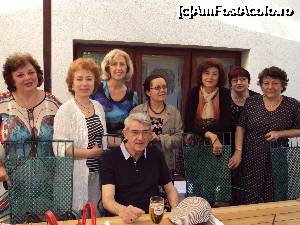 [P23] La 'o bere' cu Alec în mai 2015.  » foto by Carmen Ion
 - 
<span class="allrVoted glyphicon glyphicon-heart hidden" id="av700945"></span>
<a class="m-l-10 hidden" id="sv700945" onclick="voting_Foto_DelVot(,700945,8128)" role="button">șterge vot <span class="glyphicon glyphicon-remove"></span></a>
<a id="v9700945" class=" c-red"  onclick="voting_Foto_SetVot(700945)" role="button"><span class="glyphicon glyphicon-heart-empty"></span> <b>LIKE</b> = Votează poza</a> <img class="hidden"  id="f700945W9" src="/imagini/loader.gif" border="0" /><span class="AjErrMes hidden" id="e700945ErM"></span>