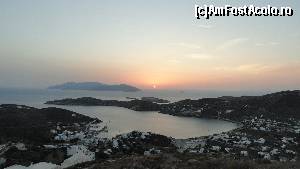 [P12] Si incheie apoteotic cu apusul de soare. Repet, nu e Santorini » foto by zuftim
 - 
<span class="allrVoted glyphicon glyphicon-heart hidden" id="av578290"></span>
<a class="m-l-10 hidden" id="sv578290" onclick="voting_Foto_DelVot(,578290,8128)" role="button">șterge vot <span class="glyphicon glyphicon-remove"></span></a>
<a id="v9578290" class=" c-red"  onclick="voting_Foto_SetVot(578290)" role="button"><span class="glyphicon glyphicon-heart-empty"></span> <b>LIKE</b> = Votează poza</a> <img class="hidden"  id="f578290W9" src="/imagini/loader.gif" border="0" /><span class="AjErrMes hidden" id="e578290ErM"></span>