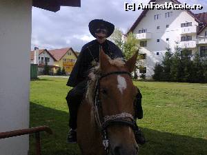 [P06] O ora de calarie costa 100 de lei, da ce, credeti ca eu vad vreun ban din suta aia?  » foto by dorgo
 - 
<span class="allrVoted glyphicon glyphicon-heart hidden" id="av567445"></span>
<a class="m-l-10 hidden" id="sv567445" onclick="voting_Foto_DelVot(,567445,8129)" role="button">șterge vot <span class="glyphicon glyphicon-remove"></span></a>
<a id="v9567445" class=" c-red"  onclick="voting_Foto_SetVot(567445)" role="button"><span class="glyphicon glyphicon-heart-empty"></span> <b>LIKE</b> = Votează poza</a> <img class="hidden"  id="f567445W9" src="/imagini/loader.gif" border="0" /><span class="AjErrMes hidden" id="e567445ErM"></span>