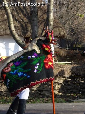 [P06] Obiceiuri de Anul Nou - Muzeul Satului, decembrie 2019.  » foto by tata123 🔱
 - 
<span class="allrVoted glyphicon glyphicon-heart hidden" id="av1135195"></span>
<a class="m-l-10 hidden" id="sv1135195" onclick="voting_Foto_DelVot(,1135195,8129)" role="button">șterge vot <span class="glyphicon glyphicon-remove"></span></a>
<a id="v91135195" class=" c-red"  onclick="voting_Foto_SetVot(1135195)" role="button"><span class="glyphicon glyphicon-heart-empty"></span> <b>LIKE</b> = Votează poza</a> <img class="hidden"  id="f1135195W9" src="/imagini/loader.gif" border="0" /><span class="AjErrMes hidden" id="e1135195ErM"></span>