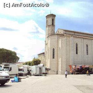 [P06] Chiesa di San Francesco, latura dinspre Piazza 40 Martiri.  » foto by Carmen Ion
 - 
<span class="allrVoted glyphicon glyphicon-heart hidden" id="av999854"></span>
<a class="m-l-10 hidden" id="sv999854" onclick="voting_Foto_DelVot(,999854,8154)" role="button">șterge vot <span class="glyphicon glyphicon-remove"></span></a>
<a id="v9999854" class=" c-red"  onclick="voting_Foto_SetVot(999854)" role="button"><span class="glyphicon glyphicon-heart-empty"></span> <b>LIKE</b> = Votează poza</a> <img class="hidden"  id="f999854W9" src="/imagini/loader.gif" border="0" /><span class="AjErrMes hidden" id="e999854ErM"></span>