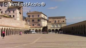[P15] Piazza Inferiore di San Francesco. Pe fundal Hotel Subasio (dreapta) si Hotel Assisi (stanga).  » foto by ovidiuyepi
 - 
<span class="allrVoted glyphicon glyphicon-heart hidden" id="av933899"></span>
<a class="m-l-10 hidden" id="sv933899" onclick="voting_Foto_DelVot(,933899,8154)" role="button">șterge vot <span class="glyphicon glyphicon-remove"></span></a>
<a id="v9933899" class=" c-red"  onclick="voting_Foto_SetVot(933899)" role="button"><span class="glyphicon glyphicon-heart-empty"></span> <b>LIKE</b> = Votează poza</a> <img class="hidden"  id="f933899W9" src="/imagini/loader.gif" border="0" /><span class="AjErrMes hidden" id="e933899ErM"></span>