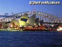 [P17] Opera House şi Harbour Bridge » foto by badge®
 - 
<span class="allrVoted glyphicon glyphicon-heart hidden" id="av172382"></span>
<a class="m-l-10 hidden" id="sv172382" onclick="voting_Foto_DelVot(,172382,8165)" role="button">șterge vot <span class="glyphicon glyphicon-remove"></span></a>
<a id="v9172382" class=" c-red"  onclick="voting_Foto_SetVot(172382)" role="button"><span class="glyphicon glyphicon-heart-empty"></span> <b>LIKE</b> = Votează poza</a> <img class="hidden"  id="f172382W9" src="/imagini/loader.gif" border="0" /><span class="AjErrMes hidden" id="e172382ErM"></span>