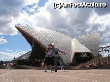 [P03] Am ajuns la antipozi! Opera House, Sydney, Australia » foto by badge®
 - 
<span class="allrVoted glyphicon glyphicon-heart hidden" id="av172366"></span>
<a class="m-l-10 hidden" id="sv172366" onclick="voting_Foto_DelVot(,172366,8165)" role="button">șterge vot <span class="glyphicon glyphicon-remove"></span></a>
<a id="v9172366" class=" c-red"  onclick="voting_Foto_SetVot(172366)" role="button"><span class="glyphicon glyphicon-heart-empty"></span> <b>LIKE</b> = Votează poza</a> <img class="hidden"  id="f172366W9" src="/imagini/loader.gif" border="0" /><span class="AjErrMes hidden" id="e172366ErM"></span>