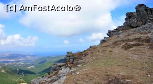 [P29] Castelul (Kastro) din Styra - pe culme » foto by Dragoș_MD
 - 
<span class="allrVoted glyphicon glyphicon-heart hidden" id="av1111244"></span>
<a class="m-l-10 hidden" id="sv1111244" onclick="voting_Foto_DelVot(,1111244,8175)" role="button">șterge vot <span class="glyphicon glyphicon-remove"></span></a>
<a id="v91111244" class=" c-red"  onclick="voting_Foto_SetVot(1111244)" role="button"><span class="glyphicon glyphicon-heart-empty"></span> <b>LIKE</b> = Votează poza</a> <img class="hidden"  id="f1111244W9" src="/imagini/loader.gif" border="0" /><span class="AjErrMes hidden" id="e1111244ErM"></span>