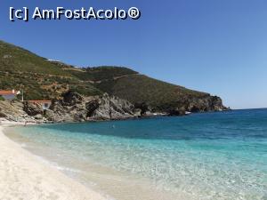 [P06] Kalamos Beach, a doua porţiune a acesteia. Evia centrală » foto by irinad
 - 
<span class="allrVoted glyphicon glyphicon-heart hidden" id="av900821"></span>
<a class="m-l-10 hidden" id="sv900821" onclick="voting_Foto_DelVot(,900821,8175)" role="button">șterge vot <span class="glyphicon glyphicon-remove"></span></a>
<a id="v9900821" class=" c-red"  onclick="voting_Foto_SetVot(900821)" role="button"><span class="glyphicon glyphicon-heart-empty"></span> <b>LIKE</b> = Votează poza</a> <img class="hidden"  id="f900821W9" src="/imagini/loader.gif" border="0" /><span class="AjErrMes hidden" id="e900821ErM"></span>