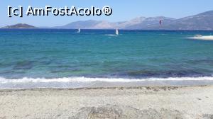 [P18] Kite surfing la Great Sand Beach » foto by Eduard D
 - 
<span class="allrVoted glyphicon glyphicon-heart hidden" id="av1045223"></span>
<a class="m-l-10 hidden" id="sv1045223" onclick="voting_Foto_DelVot(,1045223,8175)" role="button">șterge vot <span class="glyphicon glyphicon-remove"></span></a>
<a id="v91045223" class=" c-red"  onclick="voting_Foto_SetVot(1045223)" role="button"><span class="glyphicon glyphicon-heart-empty"></span> <b>LIKE</b> = Votează poza</a> <img class="hidden"  id="f1045223W9" src="/imagini/loader.gif" border="0" /><span class="AjErrMes hidden" id="e1045223ErM"></span>