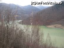 [P01] Verdele turcoaz al lacului de acumulare Siriu » foto by dorgo
 - 
<span class="allrVoted glyphicon glyphicon-heart hidden" id="av174034"></span>
<a class="m-l-10 hidden" id="sv174034" onclick="voting_Foto_DelVot(,174034,8187)" role="button">șterge vot <span class="glyphicon glyphicon-remove"></span></a>
<a id="v9174034" class=" c-red"  onclick="voting_Foto_SetVot(174034)" role="button"><span class="glyphicon glyphicon-heart-empty"></span> <b>LIKE</b> = Votează poza</a> <img class="hidden"  id="f174034W9" src="/imagini/loader.gif" border="0" /><span class="AjErrMes hidden" id="e174034ErM"></span>