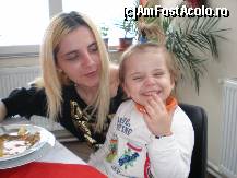 [P07] martie 2008-vila alpin.....papa...:P » foto by blondaaa
 - 
<span class="allrVoted glyphicon glyphicon-heart hidden" id="av175893"></span>
<a class="m-l-10 hidden" id="sv175893" onclick="voting_Foto_DelVot(,175893,8204)" role="button">șterge vot <span class="glyphicon glyphicon-remove"></span></a>
<a id="v9175893" class=" c-red"  onclick="voting_Foto_SetVot(175893)" role="button"><span class="glyphicon glyphicon-heart-empty"></span> <b>LIKE</b> = Votează poza</a> <img class="hidden"  id="f175893W9" src="/imagini/loader.gif" border="0" /><span class="AjErrMes hidden" id="e175893ErM"></span>
