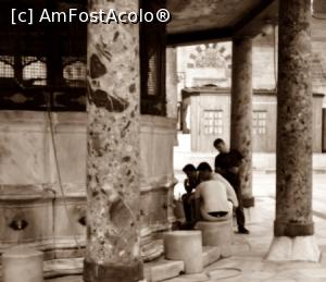 [P09] Se pregatesc de rugaciune. » foto by crysttine
 - 
<span class="allrVoted glyphicon glyphicon-heart hidden" id="av857686"></span>
<a class="m-l-10 hidden" id="sv857686" onclick="voting_Foto_DelVot(,857686,8221)" role="button">șterge vot <span class="glyphicon glyphicon-remove"></span></a>
<a id="v9857686" class=" c-red"  onclick="voting_Foto_SetVot(857686)" role="button"><span class="glyphicon glyphicon-heart-empty"></span> <b>LIKE</b> = Votează poza</a> <img class="hidden"  id="f857686W9" src="/imagini/loader.gif" border="0" /><span class="AjErrMes hidden" id="e857686ErM"></span>