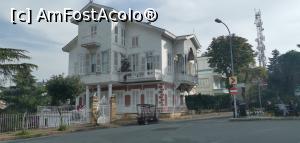[P35] Case de vacanță neo-otomane pe <strong>Büyükada.</strong> » foto by Aurici
 - 
<span class="allrVoted glyphicon glyphicon-heart hidden" id="av1216349"></span>
<a class="m-l-10 hidden" id="sv1216349" onclick="voting_Foto_DelVot(,1216349,8221)" role="button">șterge vot <span class="glyphicon glyphicon-remove"></span></a>
<a id="v91216349" class=" c-red"  onclick="voting_Foto_SetVot(1216349)" role="button"><span class="glyphicon glyphicon-heart-empty"></span> <b>LIKE</b> = Votează poza</a> <img class="hidden"  id="f1216349W9" src="/imagini/loader.gif" border="0" /><span class="AjErrMes hidden" id="e1216349ErM"></span>