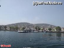 [P08] Portul de pe Heybeliada, unde era cât pe-aci să coborâm, crezând că am ajuns pe Büyükada.  » foto by Costi
 - 
<span class="allrVoted glyphicon glyphicon-heart hidden" id="av421764"></span>
<a class="m-l-10 hidden" id="sv421764" onclick="voting_Foto_DelVot(,421764,8221)" role="button">șterge vot <span class="glyphicon glyphicon-remove"></span></a>
<a id="v9421764" class=" c-red"  onclick="voting_Foto_SetVot(421764)" role="button"><span class="glyphicon glyphicon-heart-empty"></span> <b>LIKE</b> = Votează poza</a> <img class="hidden"  id="f421764W9" src="/imagini/loader.gif" border="0" /><span class="AjErrMes hidden" id="e421764ErM"></span>