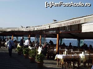 [P59] Altă terasă de fiţe de pe faleza din Büyükada » foto by irinad
 - 
<span class="allrVoted glyphicon glyphicon-heart hidden" id="av694127"></span>
<a class="m-l-10 hidden" id="sv694127" onclick="voting_Foto_DelVot(,694127,8221)" role="button">șterge vot <span class="glyphicon glyphicon-remove"></span></a>
<a id="v9694127" class=" c-red"  onclick="voting_Foto_SetVot(694127)" role="button"><span class="glyphicon glyphicon-heart-empty"></span> <b>LIKE</b> = Votează poza</a> <img class="hidden"  id="f694127W9" src="/imagini/loader.gif" border="0" /><span class="AjErrMes hidden" id="e694127ErM"></span>