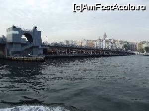 [P69] La întoarcere, Podul Galata cu vestitele sale restaurante de sub el şi Turnul Galata în zare » foto by irinad
 - 
<span class="allrVoted glyphicon glyphicon-heart hidden" id="av694137"></span>
<a class="m-l-10 hidden" id="sv694137" onclick="voting_Foto_DelVot(,694137,8221)" role="button">șterge vot <span class="glyphicon glyphicon-remove"></span></a>
<a id="v9694137" class=" c-red"  onclick="voting_Foto_SetVot(694137)" role="button"><span class="glyphicon glyphicon-heart-empty"></span> <b>LIKE</b> = Votează poza</a> <img class="hidden"  id="f694137W9" src="/imagini/loader.gif" border="0" /><span class="AjErrMes hidden" id="e694137ErM"></span>