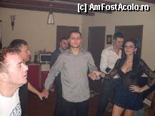 [P05] Stanga unul dreapta doi , c'asa'i de revelion la noi mai.... ! » foto by lavylus*
 - 
<span class="allrVoted glyphicon glyphicon-heart hidden" id="av175970"></span>
<a class="m-l-10 hidden" id="sv175970" onclick="voting_Foto_DelVot(,175970,8228)" role="button">șterge vot <span class="glyphicon glyphicon-remove"></span></a>
<a id="v9175970" class=" c-red"  onclick="voting_Foto_SetVot(175970)" role="button"><span class="glyphicon glyphicon-heart-empty"></span> <b>LIKE</b> = Votează poza</a> <img class="hidden"  id="f175970W9" src="/imagini/loader.gif" border="0" /><span class="AjErrMes hidden" id="e175970ErM"></span>