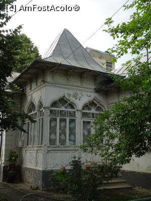 [P18] Casă în Breaza, Prahova.  » foto by tata123 🔱
 - 
<span class="allrVoted glyphicon glyphicon-heart hidden" id="av1002276"></span>
<a class="m-l-10 hidden" id="sv1002276" onclick="voting_Foto_DelVot(,1002276,8246)" role="button">șterge vot <span class="glyphicon glyphicon-remove"></span></a>
<a id="v91002276" class=" c-red"  onclick="voting_Foto_SetVot(1002276)" role="button"><span class="glyphicon glyphicon-heart-empty"></span> <b>LIKE</b> = Votează poza</a> <img class="hidden"  id="f1002276W9" src="/imagini/loader.gif" border="0" /><span class="AjErrMes hidden" id="e1002276ErM"></span>